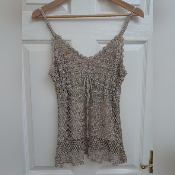 Gold crochet cami top - Picture 5 of 11